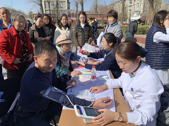 首都国际机场院区开展学雷锋志愿服务活动