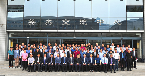 中国医师协会运动医学医师分会成立 敖英芳教授任会长