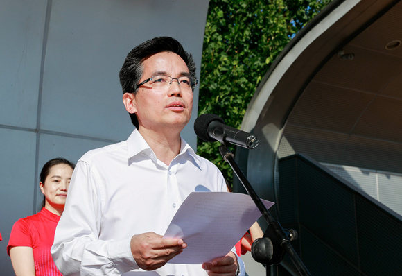 为祖国喝彩 为三院加油—我院举行第38届运动会