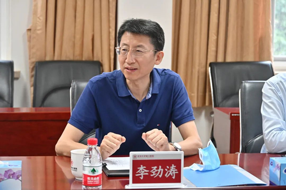 风雨见真情 危难显担当——海淀区委卫生健康工委领导来院慰问