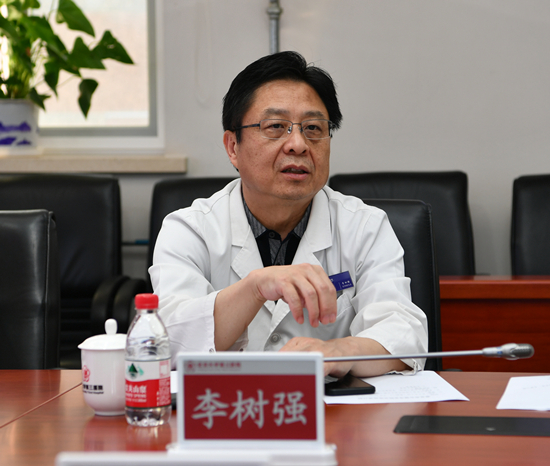 秦皇岛市市长一行来我院进行工作交流