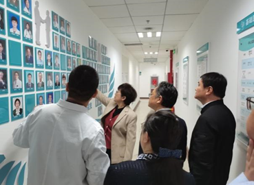国家卫生健康委和中国医学科学院组成考察专家组调研我院创新单元建设情况