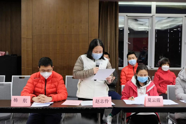 北医三院援鄂医疗队临时党支部又添新鲜血液