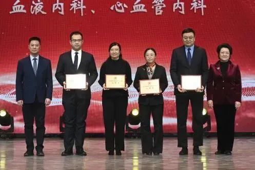 踔厉奋发开新局，勇毅前行谱新篇 北医三院召开2022年度总结表彰大会