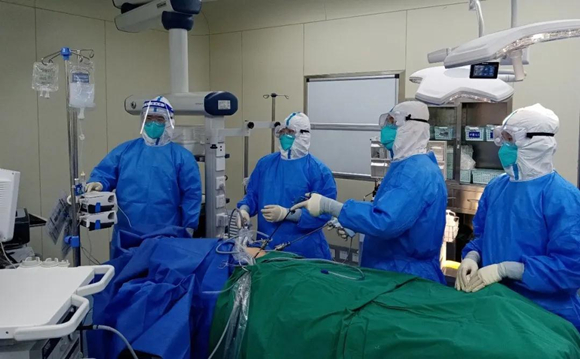 “这不是简单的胃肠炎，更不是普通的急腹症！”