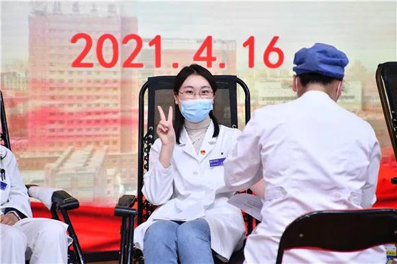 学史力行办实事——北医三院111名医务人员献血23600毫升