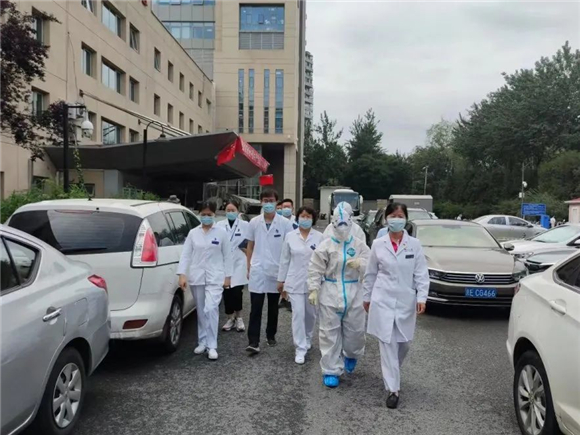 2年间,他们100次走遍医院的每个角落......