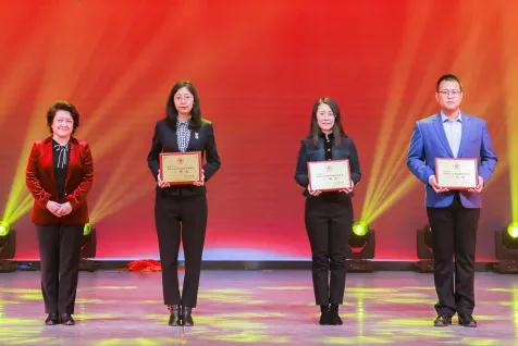 踔厉奋发 笃行不怠 北医三院召开2021年度总结表彰大会