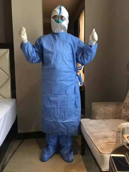 援鄂医生日记 内向爱人首次告白：“我和闺女爱你，等你平安归来”