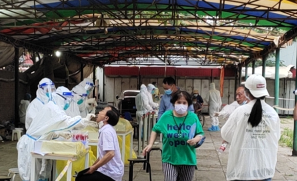 令必行 战必胜　我院组建应急医疗队支援丰台区完成核酸采样任务