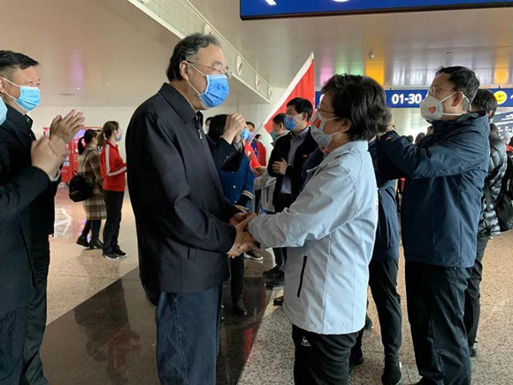 北医三院137人国家援鄂抗疫医疗队回家了