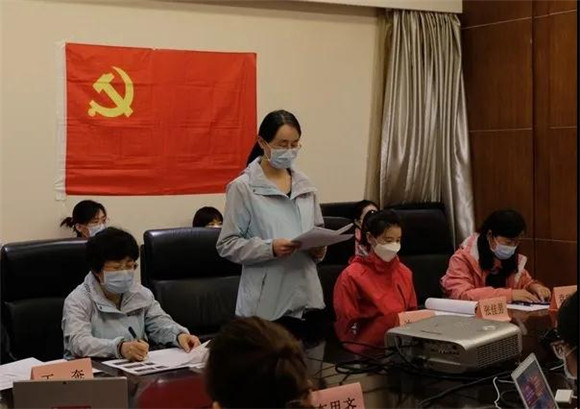 北医三院医疗队四名队员在抗疫一线光荣入党