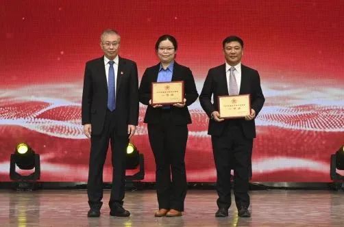 踔厉奋发开新局，勇毅前行谱新篇 北医三院召开2022年度总结表彰大会