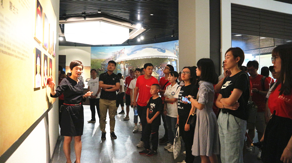 我院医学生在内蒙古鄂尔多斯开展暑期社会实践活动