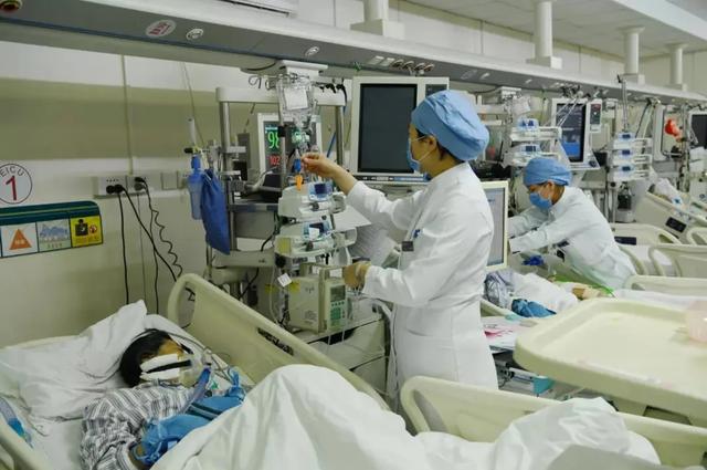 纪实二(下)丨坚定信心 攻艰克难 坚决打赢防控疫情阻击战 ——北医三院抗击新冠肺炎纪实